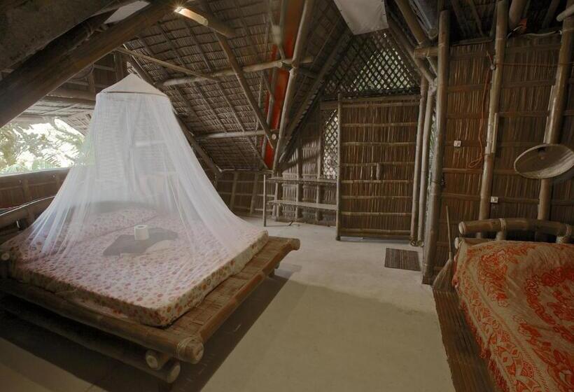 منتجع Kookoo S Nest Eco Lodge