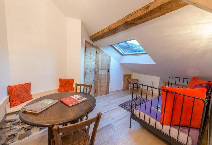 민박 Au Cheval Blanc   Appartements Et Chambres D Hôtes