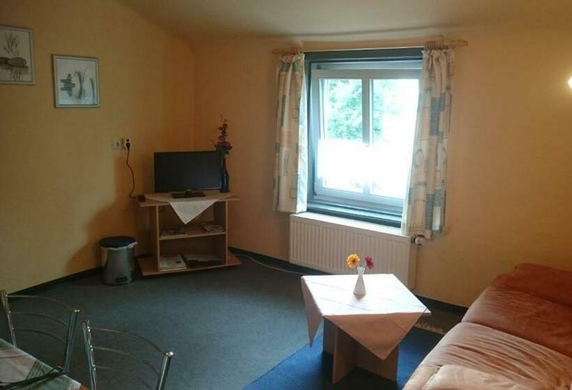 هتل Gaststätte Und Pension Felsenthal