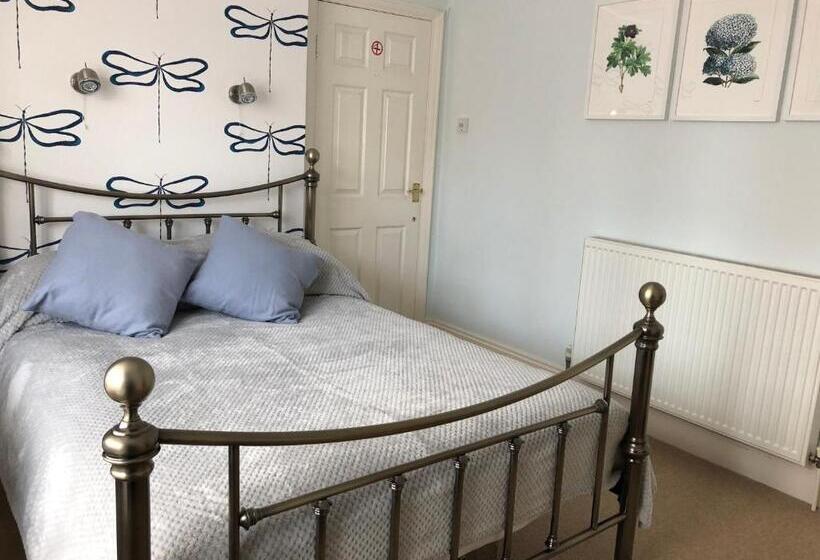 펜션 Burlington House Guest House
