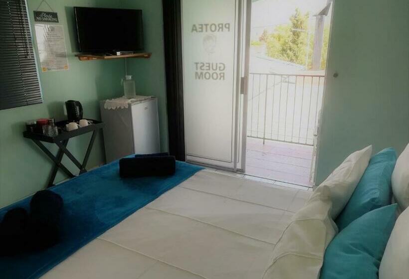 بنسيون Mountainia Inn