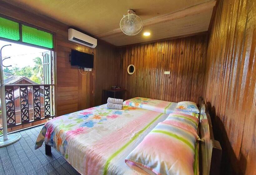 هتل Alia Express Villa Temila