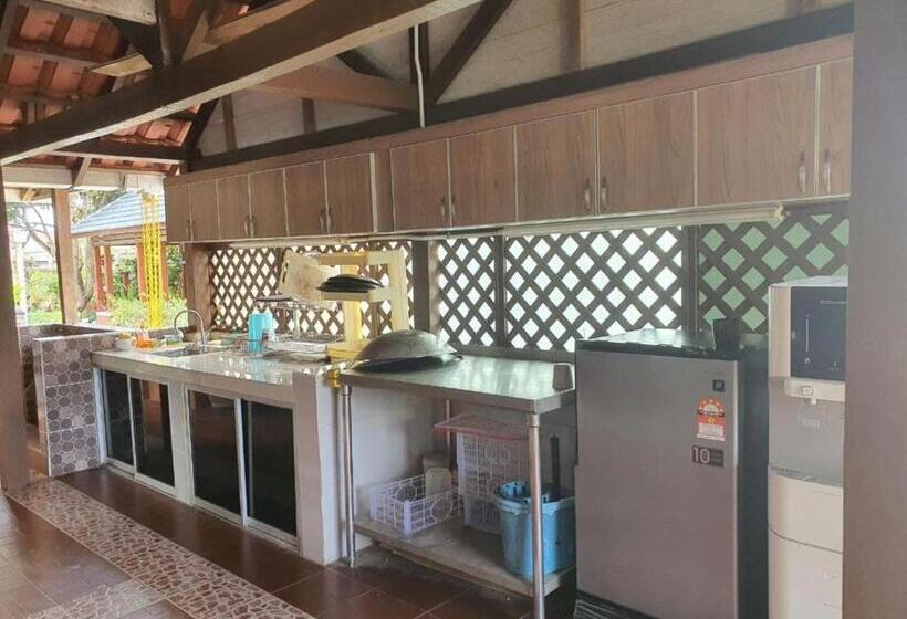 هتل Alia Express Villa Temila