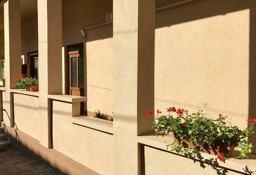 פנסיון Origo Vendégház