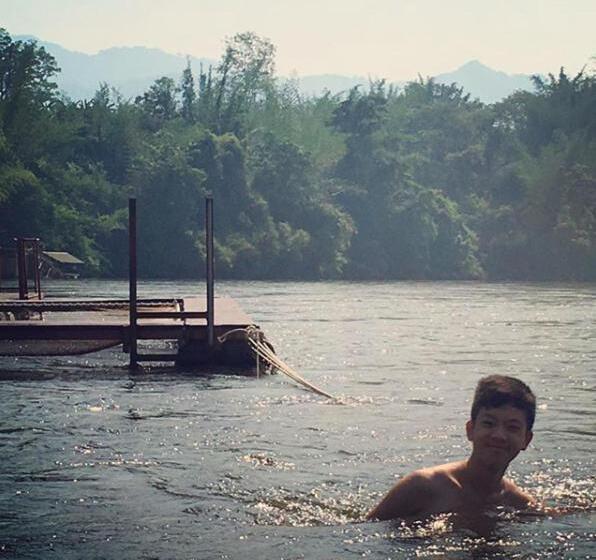 Resort Baanrai Khunya บ้านไร่คุณย่า