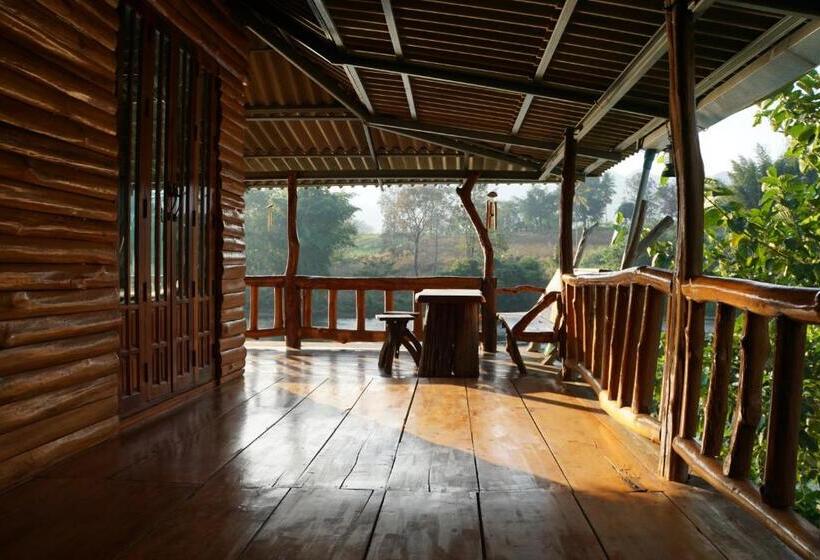 Resort Baanrai Khunya บ้านไร่คุณย่า
