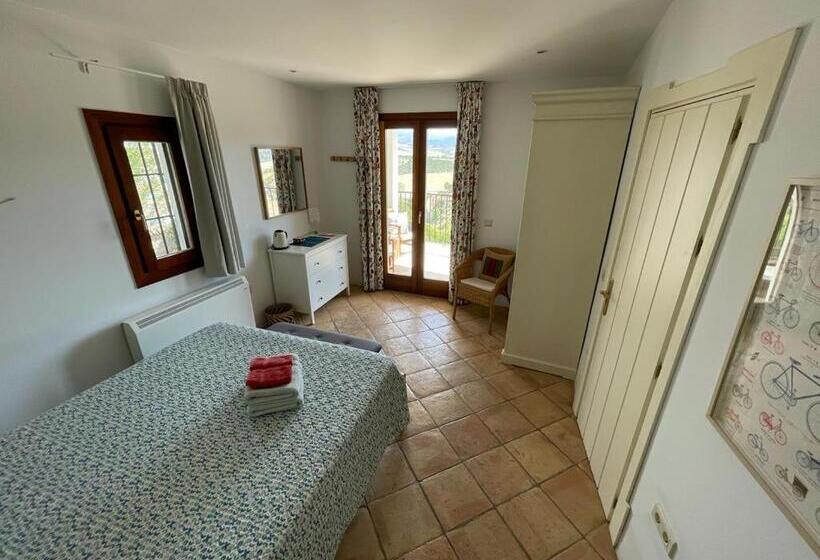 تختخواب و صبحانه Salvatierra Guest House