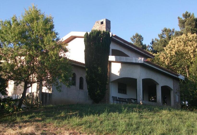 هتل Casa Deus