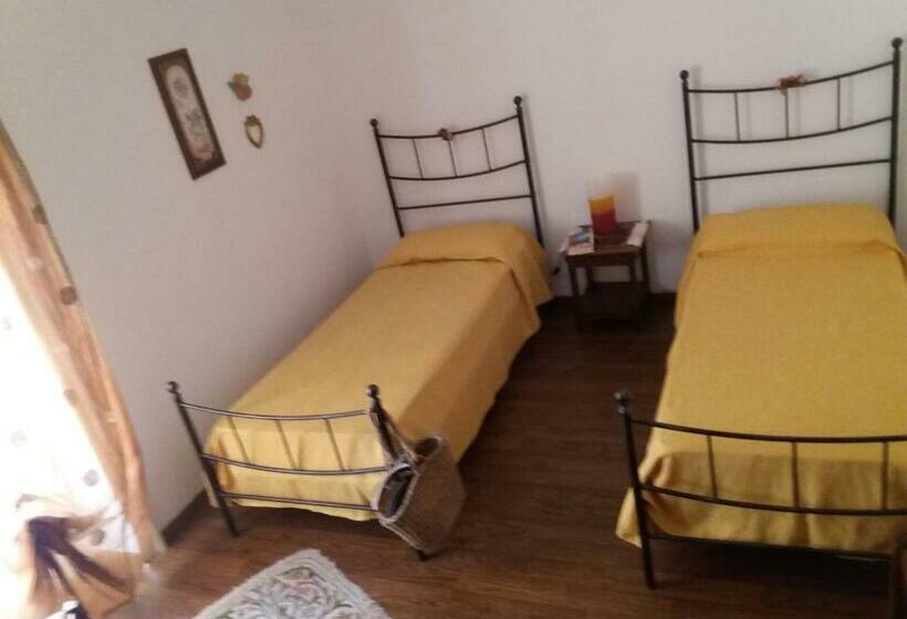مبيت وإفطار A Casa Del Nonno
