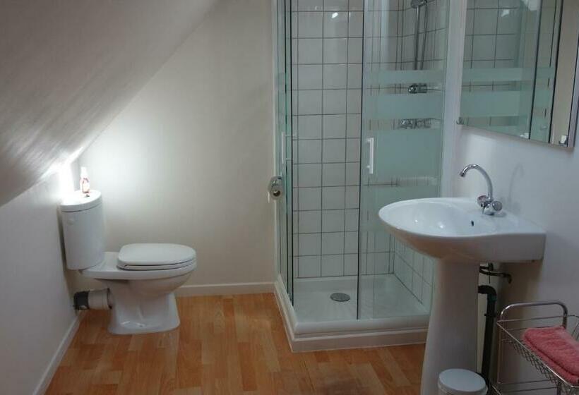 민박 Chambres D Hotes Le Matou Roux