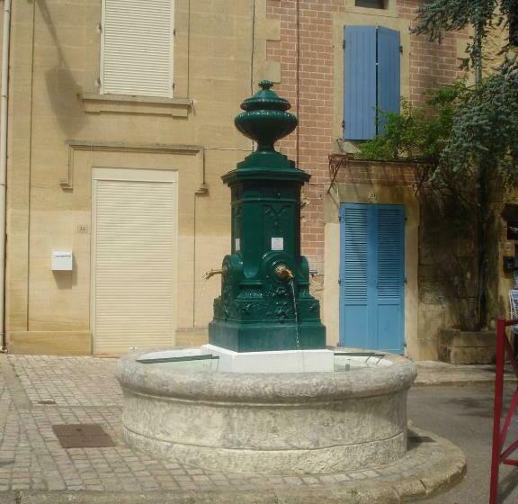 Bed and Breakfast Locastillon
