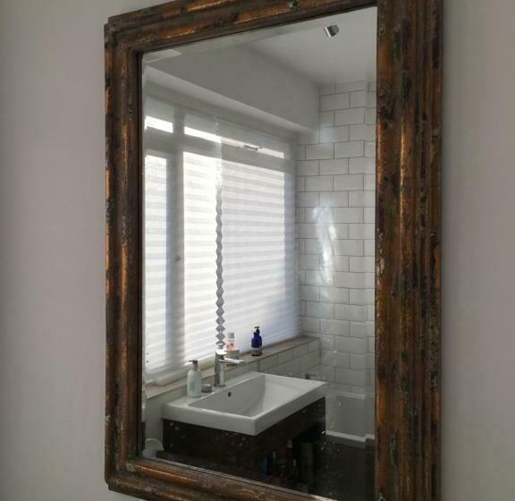 تختخواب و صبحانه Private Luxury Retreat