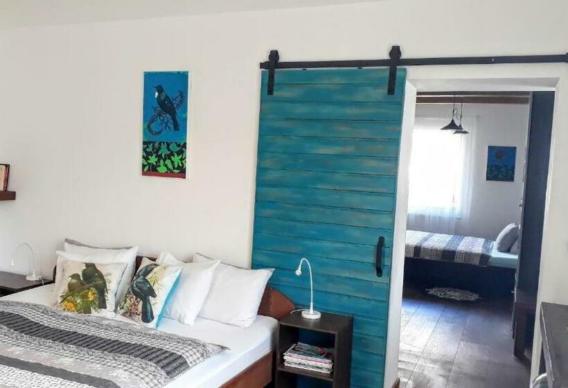 פנסיון Onefourfour Apartment