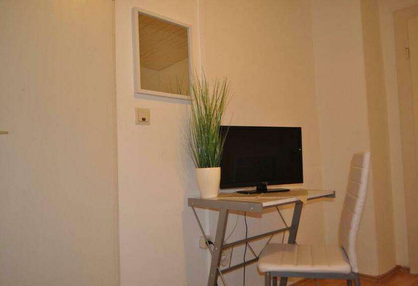 פנסיון Weinstube Heigl Restaurante Pizzeria Puccini