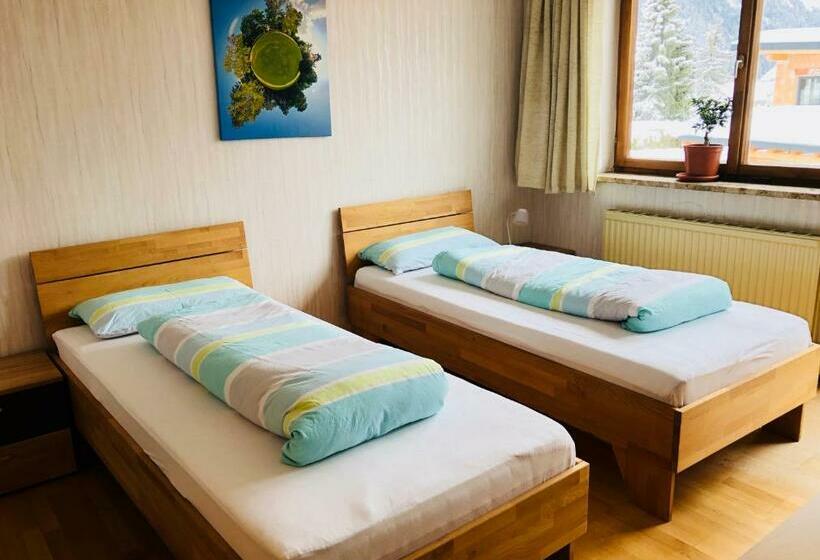 Wei Wei S Hostel
