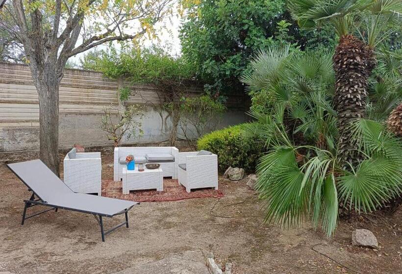 مبيت وإفطار Aspromonte Yellow House