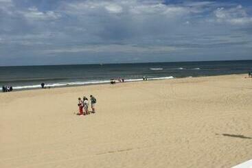 تختخواب و صبحانه Strandleven