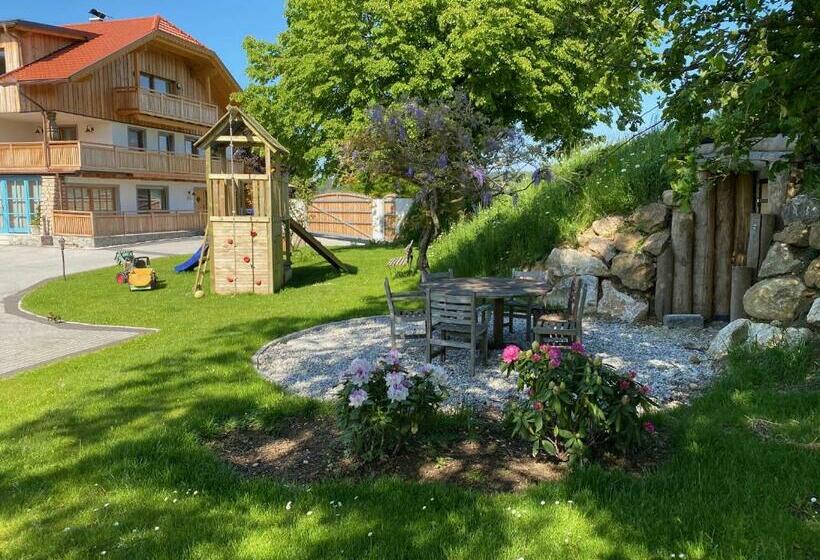 Отель Wastlbauer
