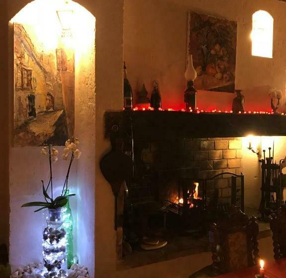 ペンション Chez Les Artistes