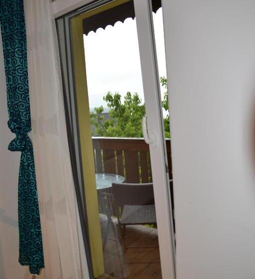 بنسيون Seerestaurant & Suiten Hayat