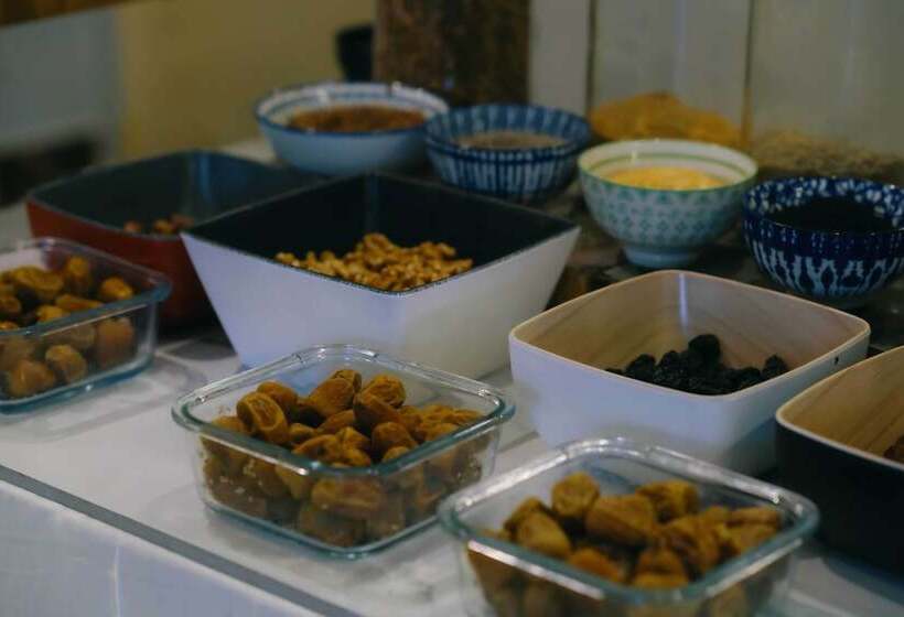 هتل Nour Al Thuria