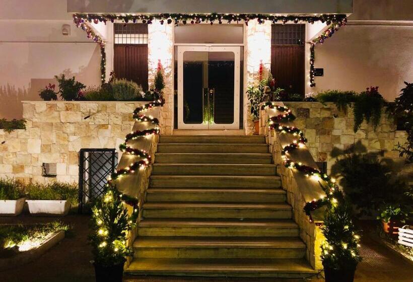 تختخواب و صبحانه Dream & Relax Villa Fiore