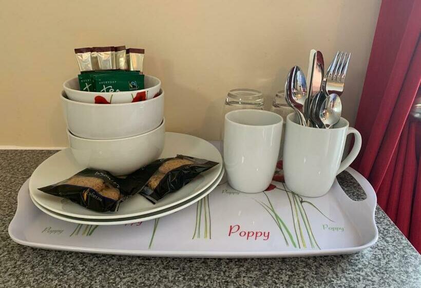 بنسيون Bouvrie Guest House