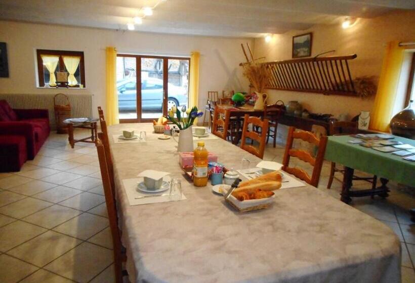 تختخواب و صبحانه La Ferme Du Grand Faubourg