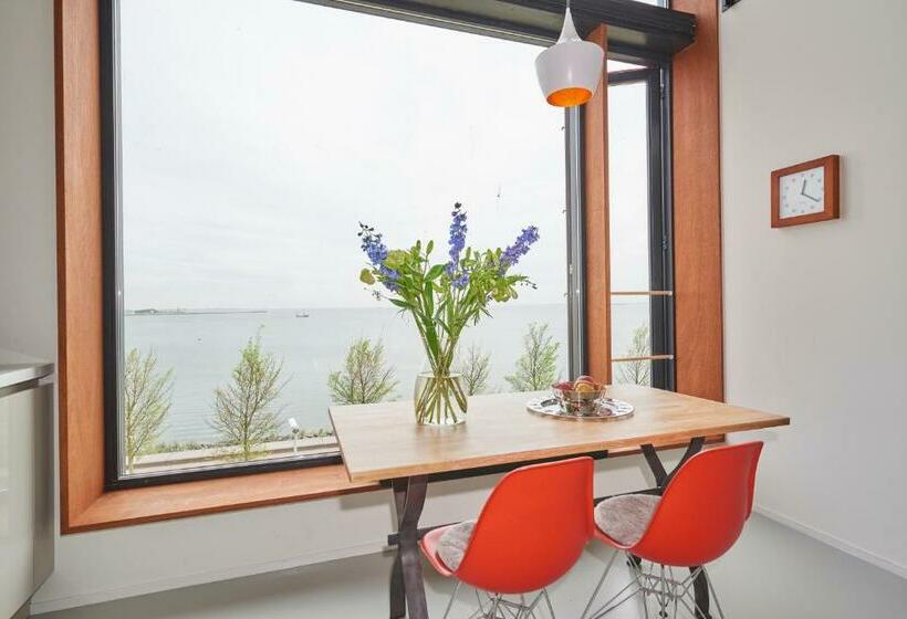 تختخواب و صبحانه Lake View Apartment Amsterdam