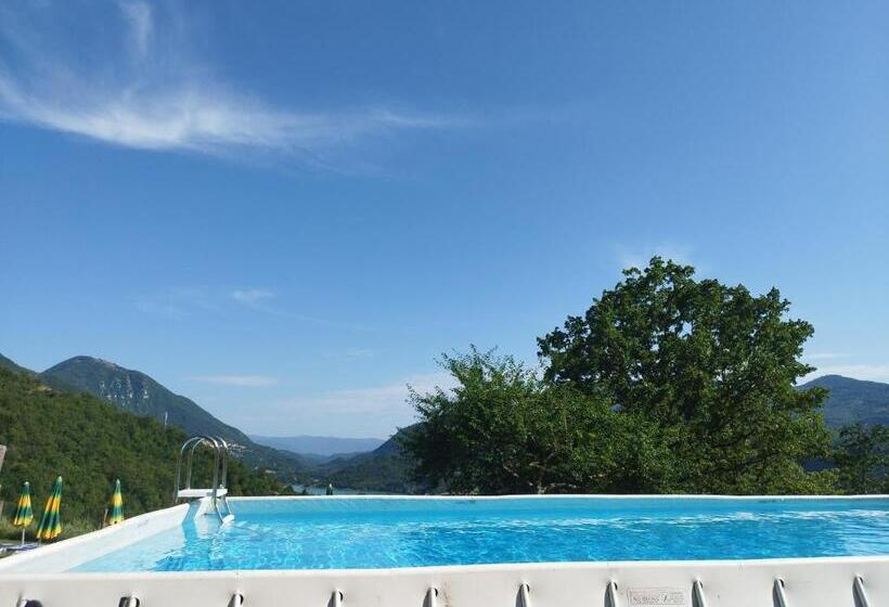 فندق Agriturismo Le Cascine