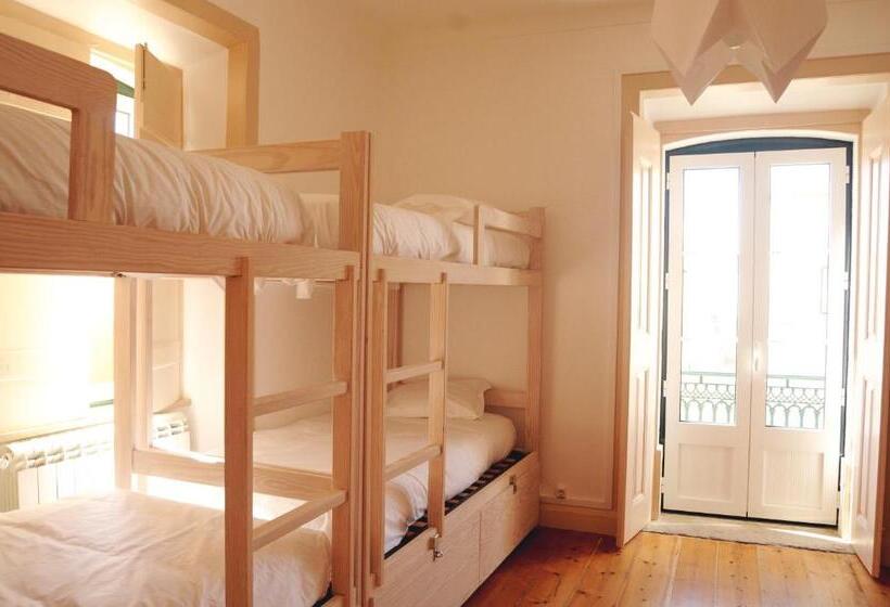 Origens Hostel