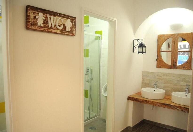 Origens Hostel