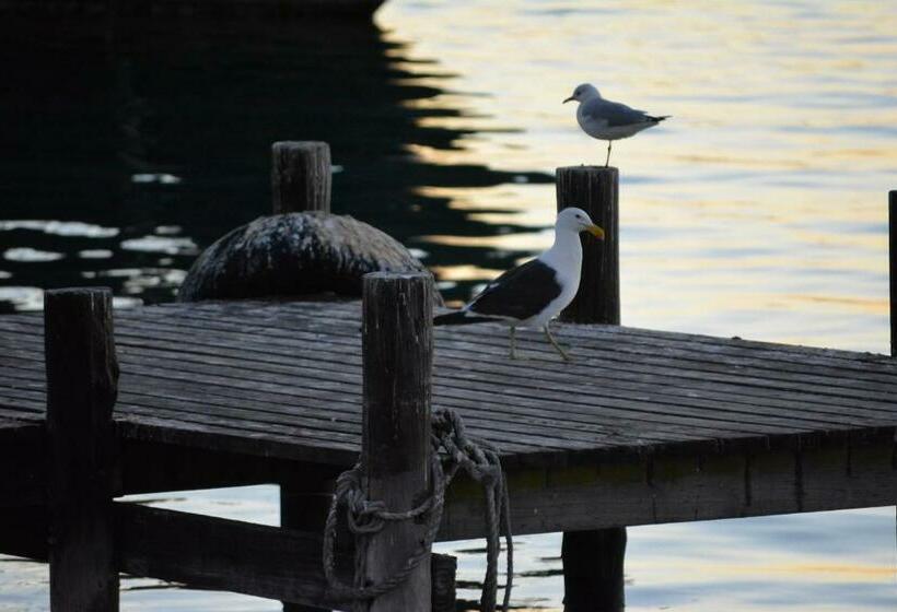 Пансион Rivertides Self Catering Guest House