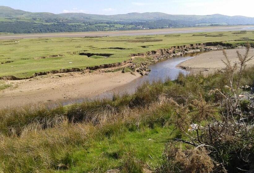 ペンション Taldraeth   Old Vicarage Guest House