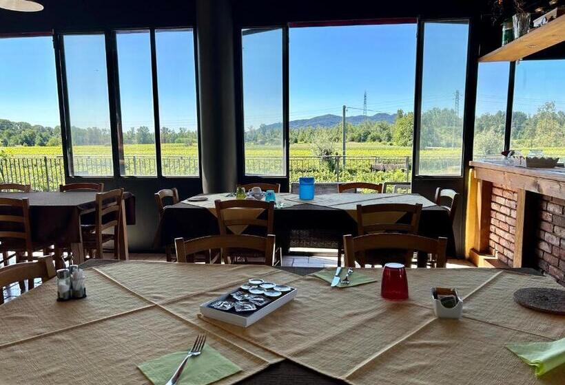 تختخواب و صبحانه Country House La Montagnola