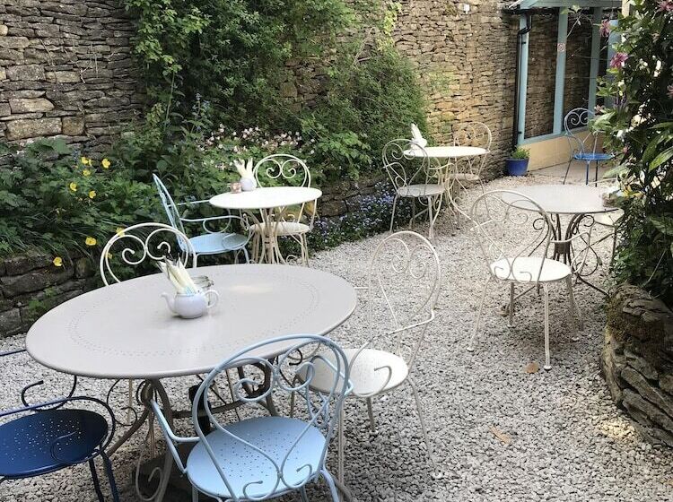 민박 Lucy S Tearoom