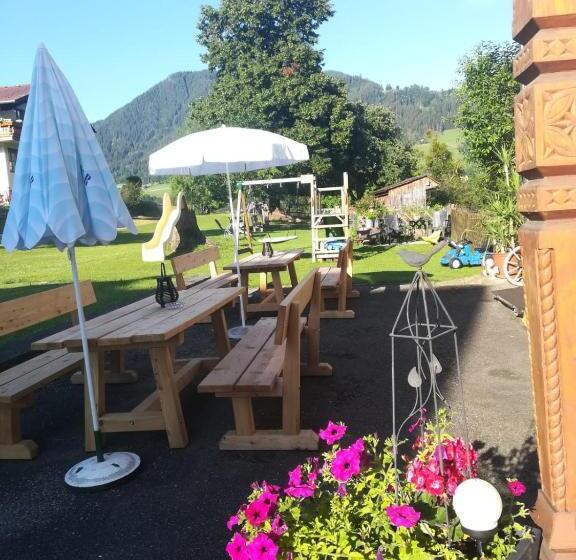 بنسيون Lasserhof