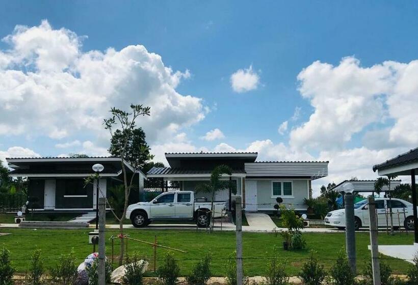 پانسیون Panutsaya Homestay
