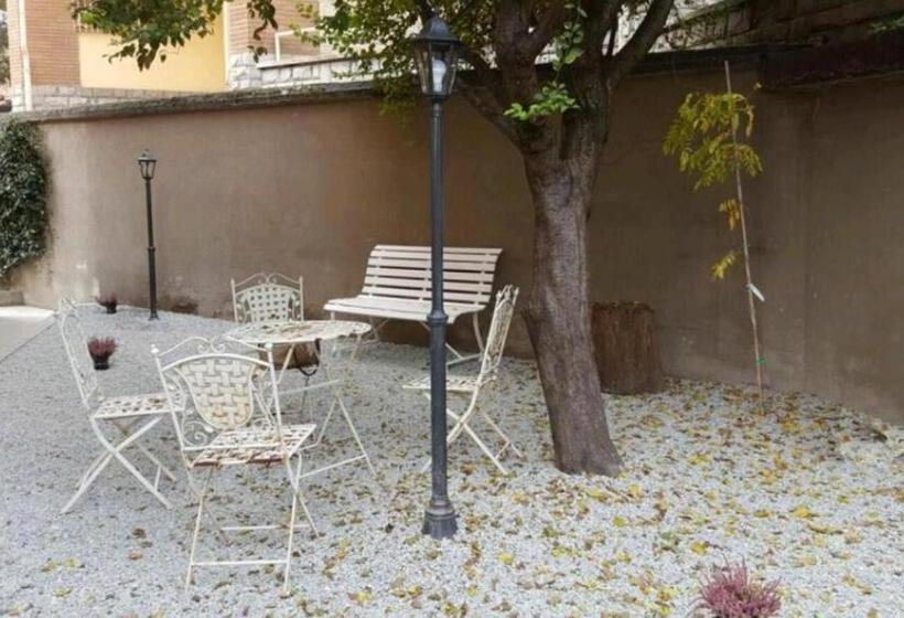 مبيت وإفطار Novecento Charming Room