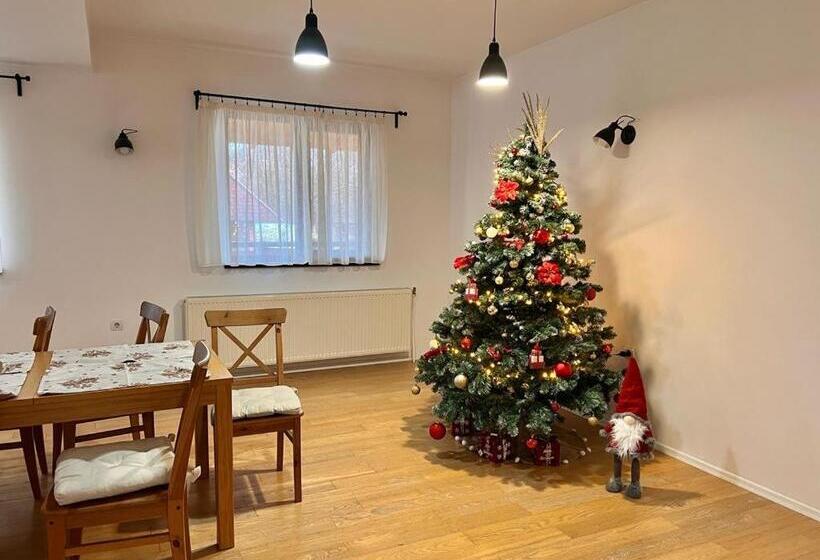 بنسيون Villa Nova