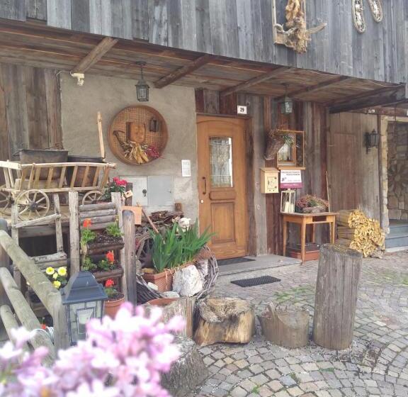 تختخواب و صبحانه Cianbolpin Guesthouse