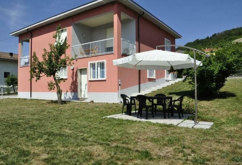 مبيت وإفطار La Casa Dei Nonni