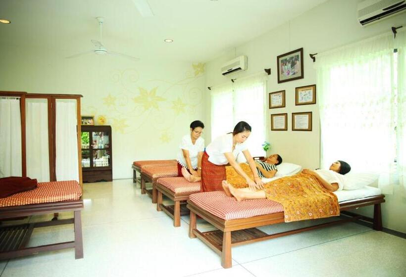 Hatthatara Resort