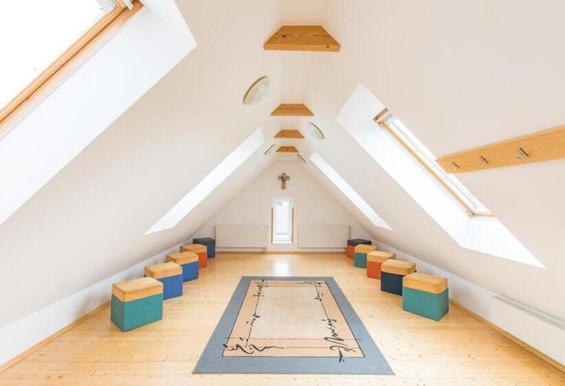 ペンション Jugendgästehaus Ulrichsberg