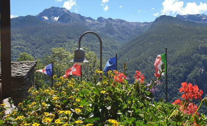 بنسيون Le Petit Coeur