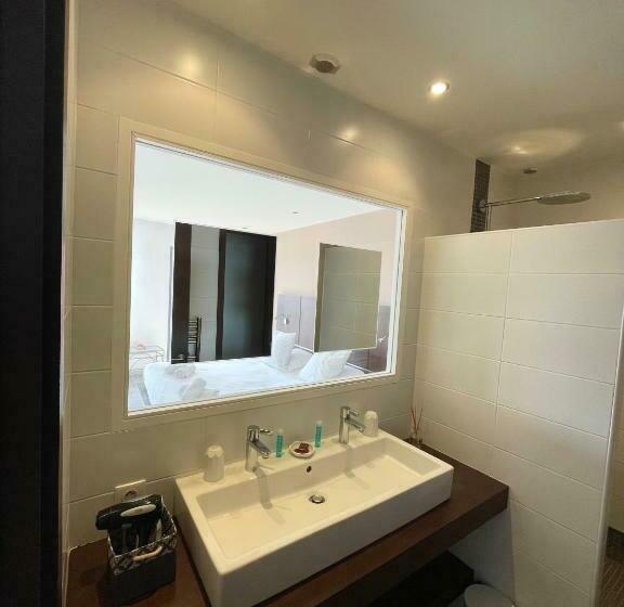 پانسیون Cassis Loc   Chambre Meublée