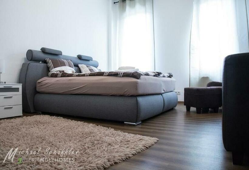 Пансион Smart And Happy Living Fürth