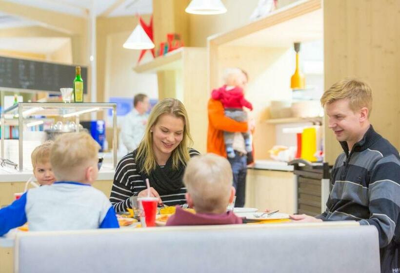 リゾートホテル Niemenharjun Matkailukeskus