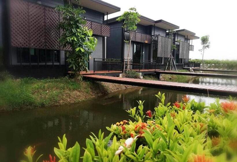 T Luck House Resort
