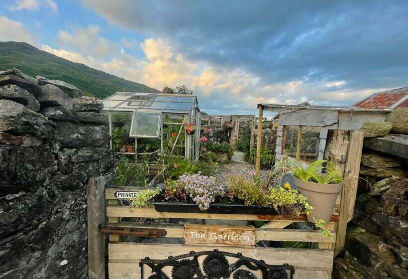 住宿加早餐  Garrison Of Inversnaid Farm With Hot Tub